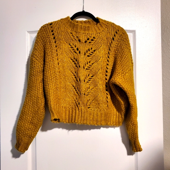 Forever 21 Cable Knit Sweater - Picture 1 of 8